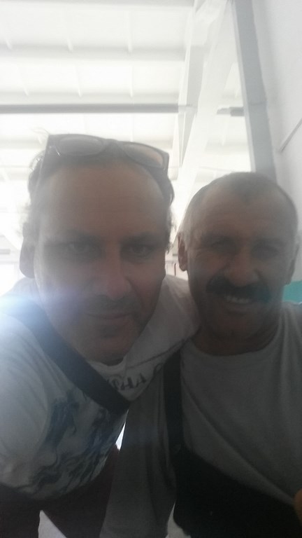 Der „alte“ Meister, er traute sich an Hudos Innereien und fand auch gleich das kaputte Pleuel durch „Handauflegen“